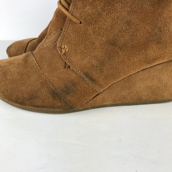 TOMS tan brown suede lace up wedge bootie, 10 - Picture 5 of 8